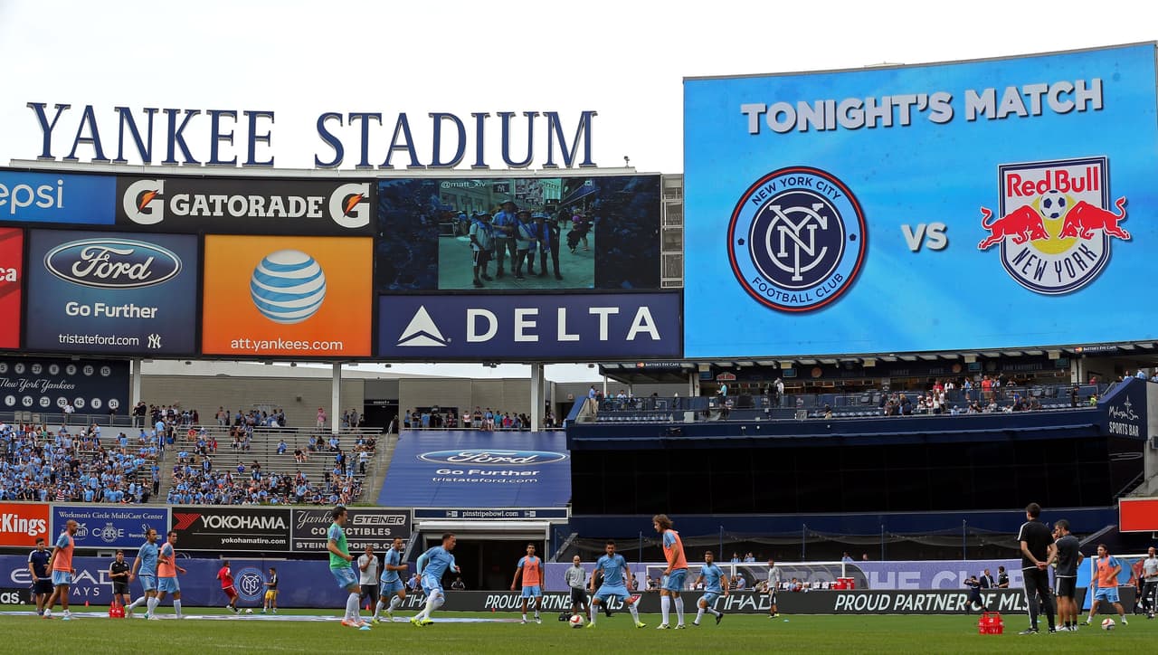 Yankee Stadium. New York City FC recibe por primera vez al derby ante New York Red Bulls.