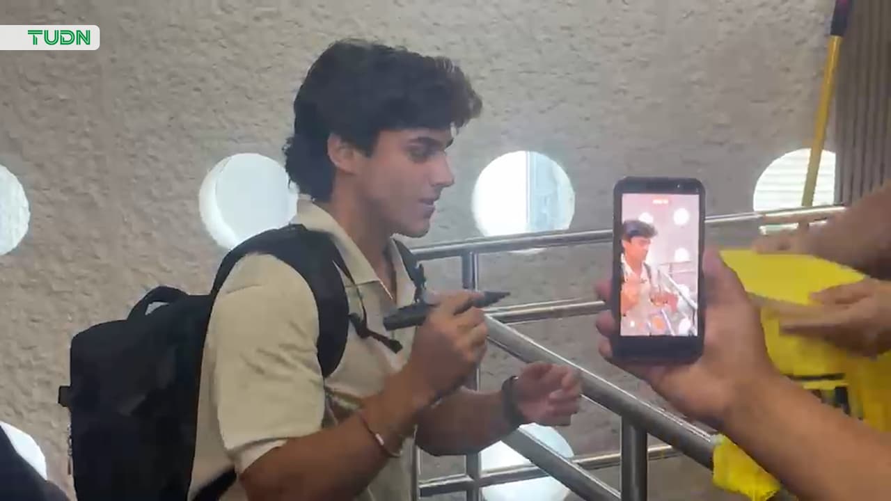 Carlos Álvarez llega a México y revela qué le dijo Álvaro Fidalgo