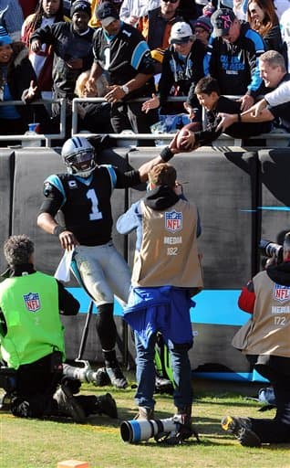 Lluvia, sol. frío, no importa el clima los fans ponen el calor para animar a su equipo.