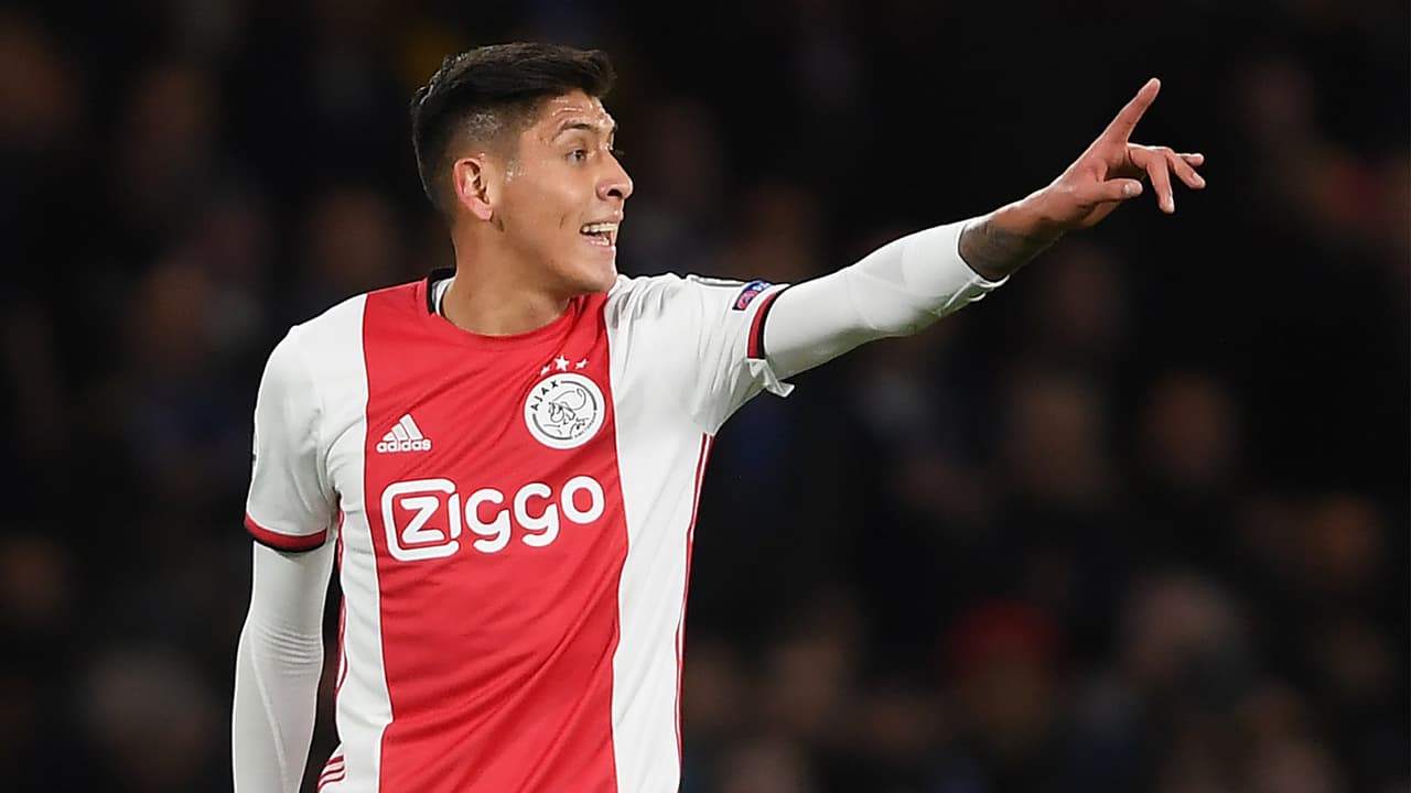 Edson Álvarez y el Ajax negocian una renovación de contrato