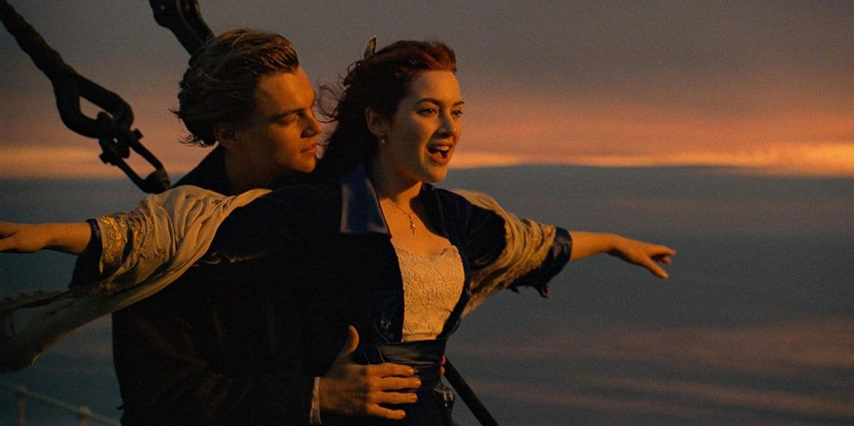 Se estima que la película costó 312 millones de dólares y recaudó 2,000 millones.
<br>