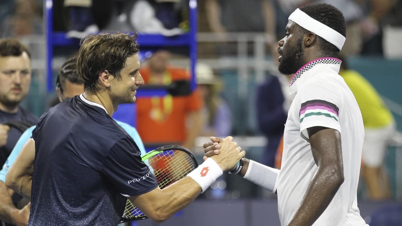 David Ferrer acusó fatiga en el tercer set ante Tiafoe.