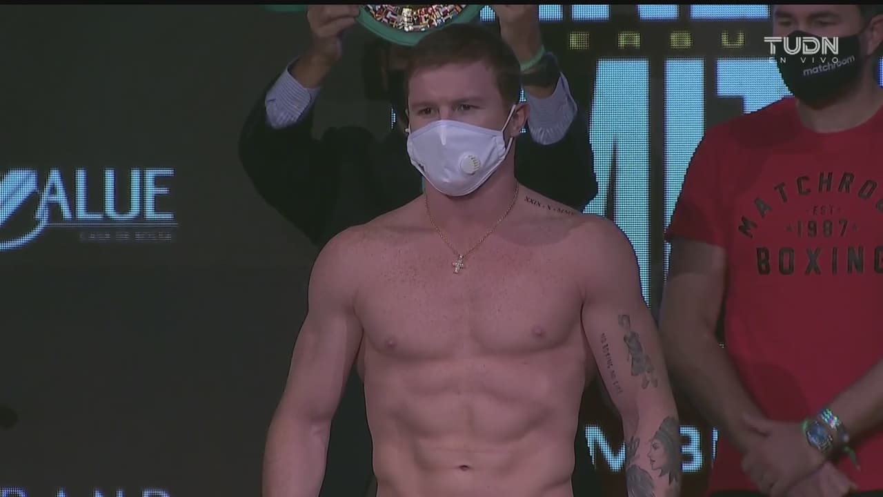 Canelo y Smith cumplen sin problemas ceremonia de pesaje