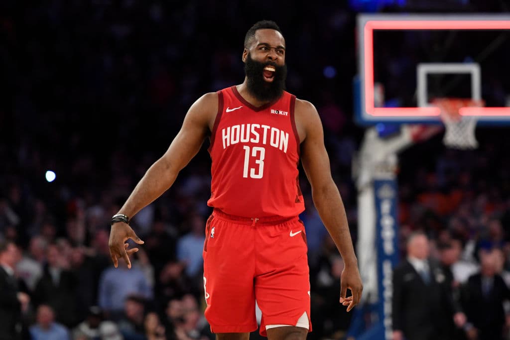 <b>7) Houston Rockets</b>: El valor franquicia de los Rockets es de 2.3 billones de dólares.