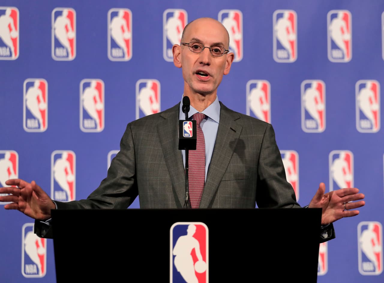 NBA pretende terminar su temporada en septiembre