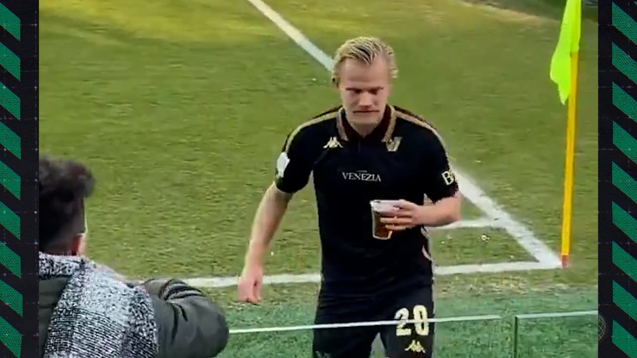 ¡Salud! Pohjanpalo celebra con cerveza en mano triunfo de Venezia