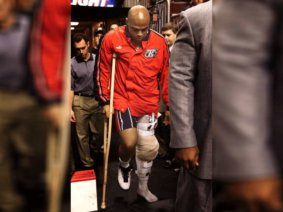 En Houston permaneció 4 años con un poco de dificultades, pues las lesiones no paraban de aparecer (de 328 partidos, sólo pudo aparecer en 183).