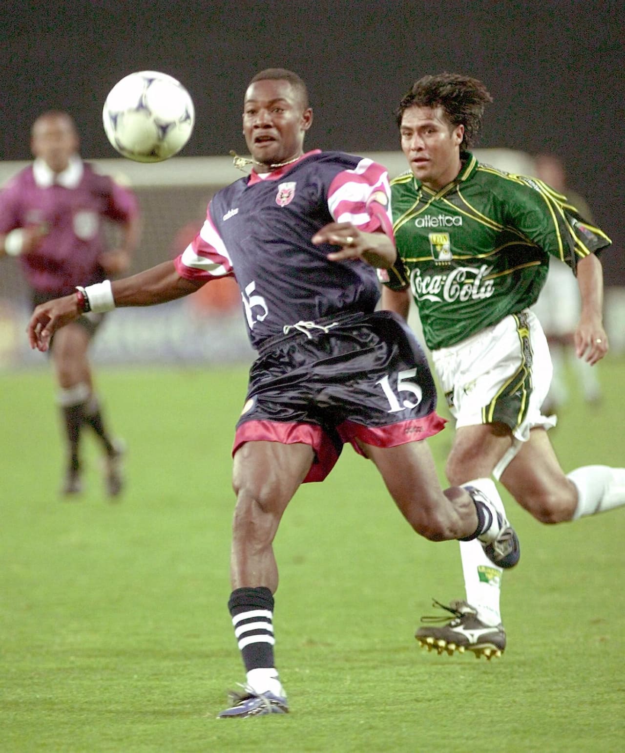 Roy Lassiter fue la figura del equipo de MLS al marcar los dos goles del triunfo 2-0 contra León en el estadio Robert F. Kennedy Memorial Stadium, donde se llevaron a cabo los partidos del torneo.
