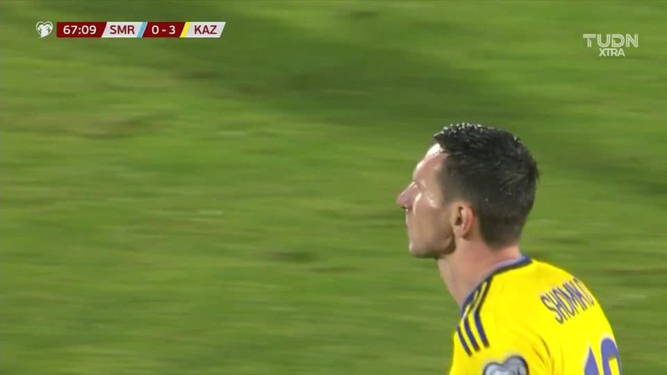 Tiro desviado de Dmitriy Shomko