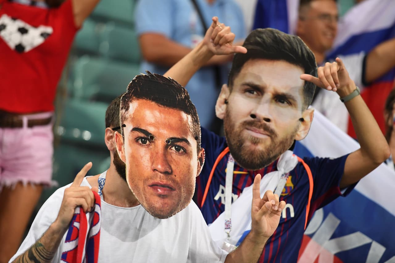 Ni siquiera la presencia de "Messi" y "Cristiano" fue suficiente impulso para que Rusia siguiera en carrera hacia su primer título mundial.