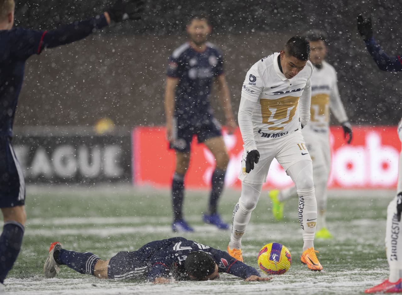 New England Revolution fue muy superior a los Pumas y se impuso gracias a un doblete de Adam Buksa y otro tanto de Sebastian Lletget.