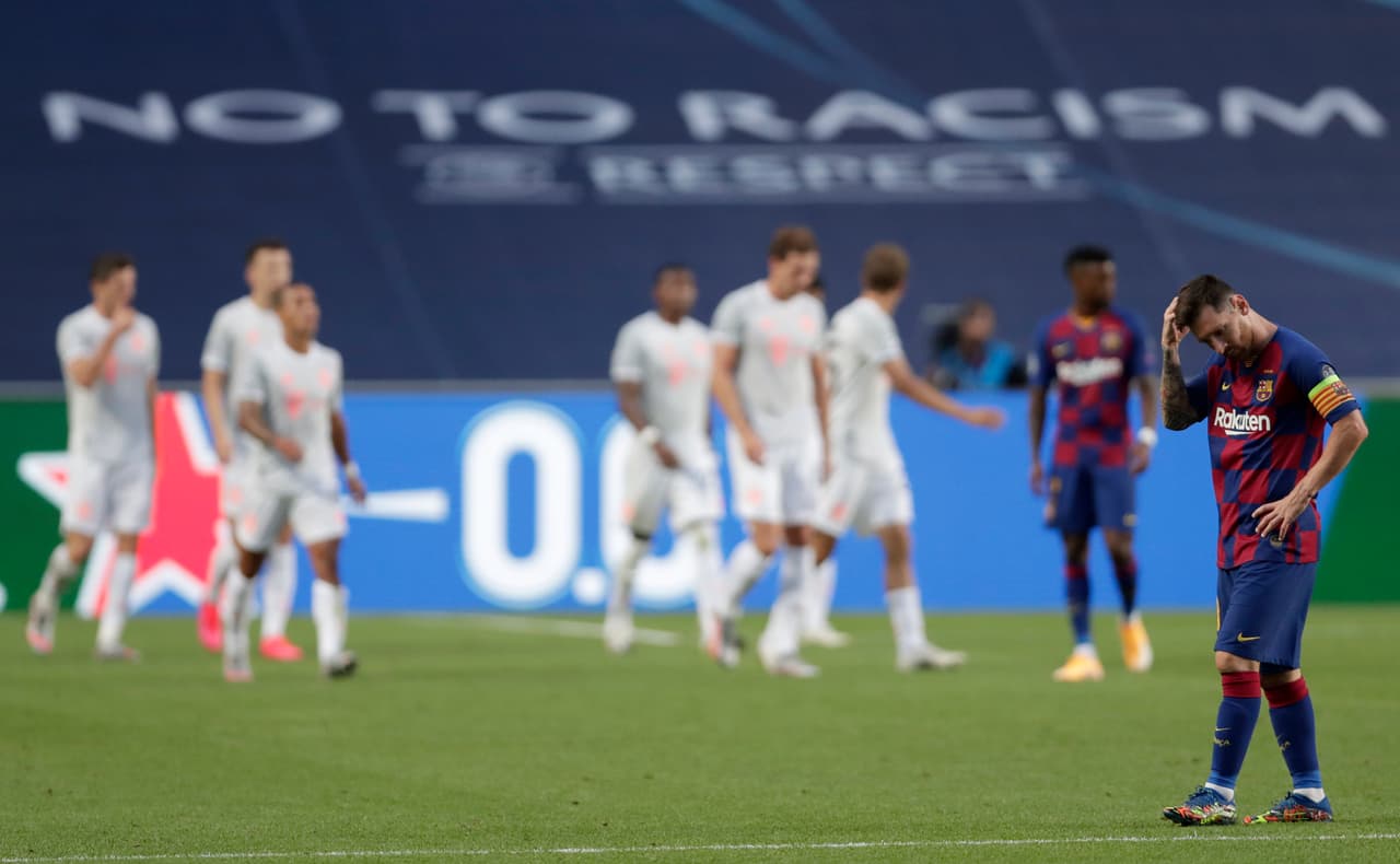 Los culés perdieron el balón en la salida; el croata recibió una asistencia de Gnabry para que fusilara el arco blaugrana.