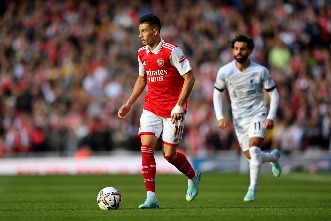 Arsenal derrotó al Liverpool y está en la cima de la Premier League.