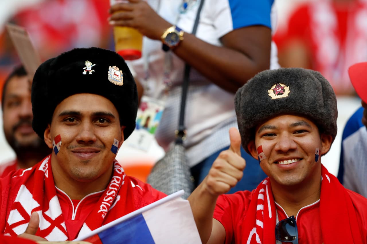Orgullo, pasión y esperanza. Tres elementos con los que aficionados tanto de Panamá como de Túnez acudieron a Mordovia Arena para apoyar a los suyos y volver a casa con una alegría qué contar.