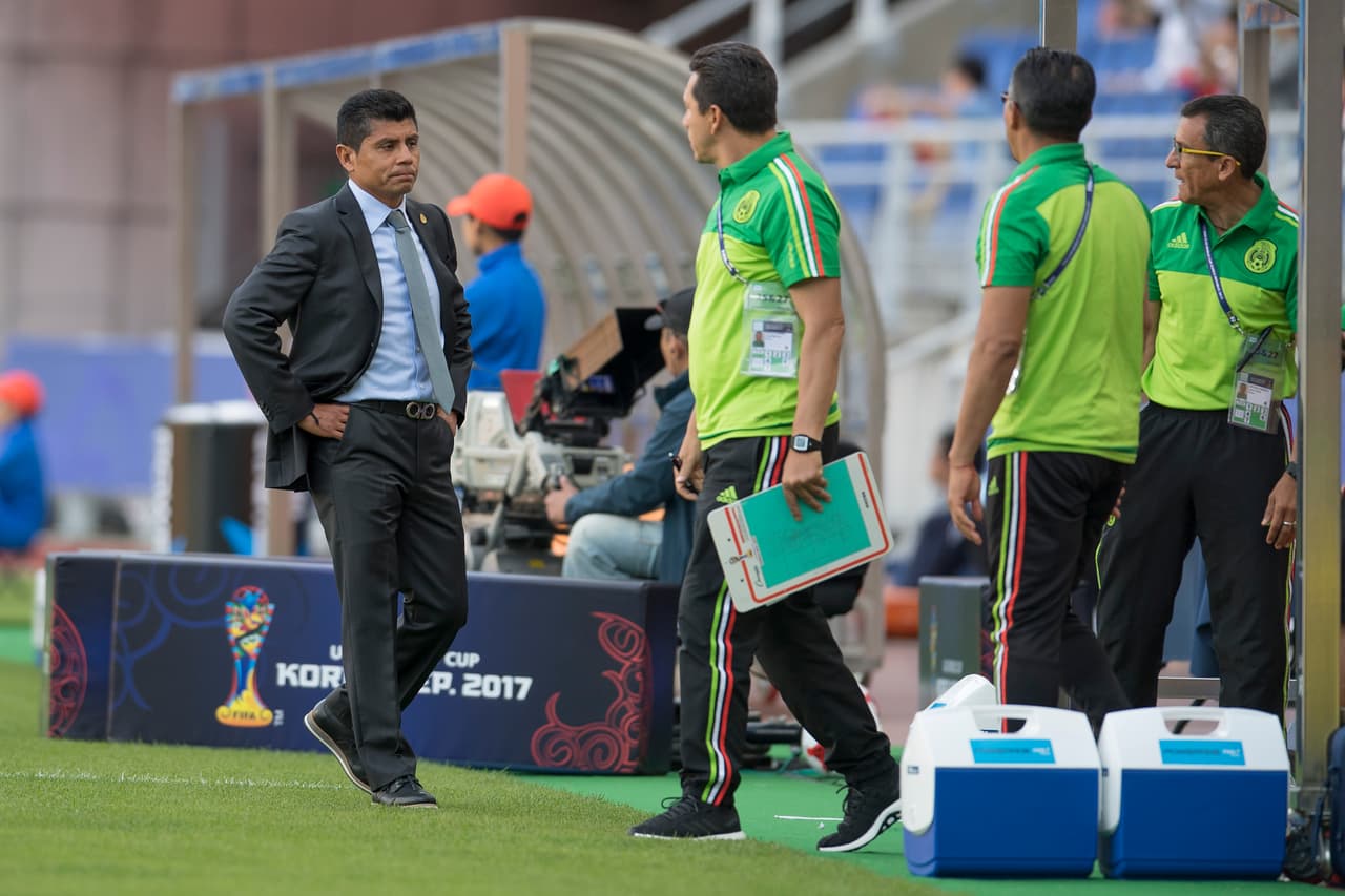 El técnico mexicano sabe que tiene muchos aspectos todavía para corregir si espera llegar lejos dentro del torneo Sub-20.