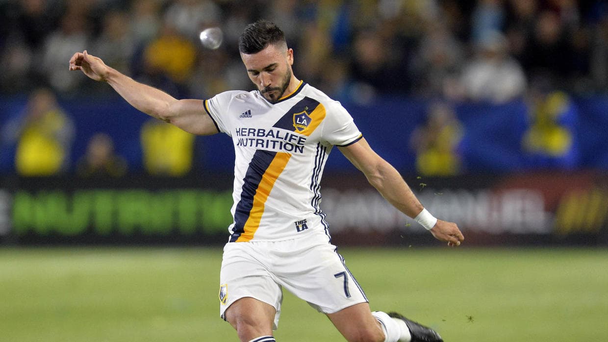 En momentos bajos de LA Galaxy el fútbol y los goles del francés Romain Alessandrini están resultando vitales. El equipo de Giovani dos Santos revive gracias al aporte del marsellés. (Crédito: USA Today Images).