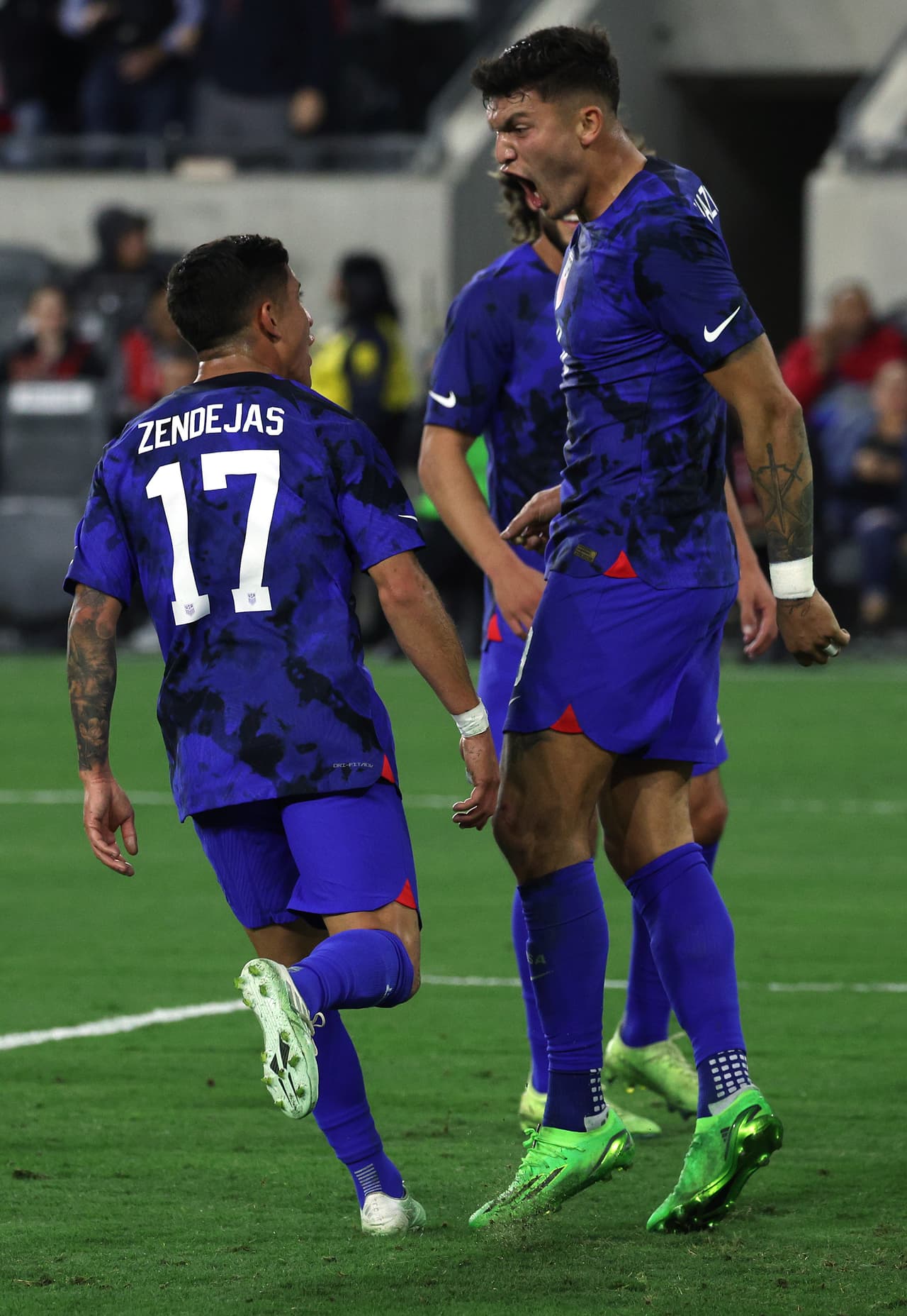 Brandon Vázquez anotó el 1-0, pero Luka Ilic y Veljko Simić rescaraton la victoria 1-2 de Serbia ante Estados Unidos en partido amistoso en el BMO Stadium.