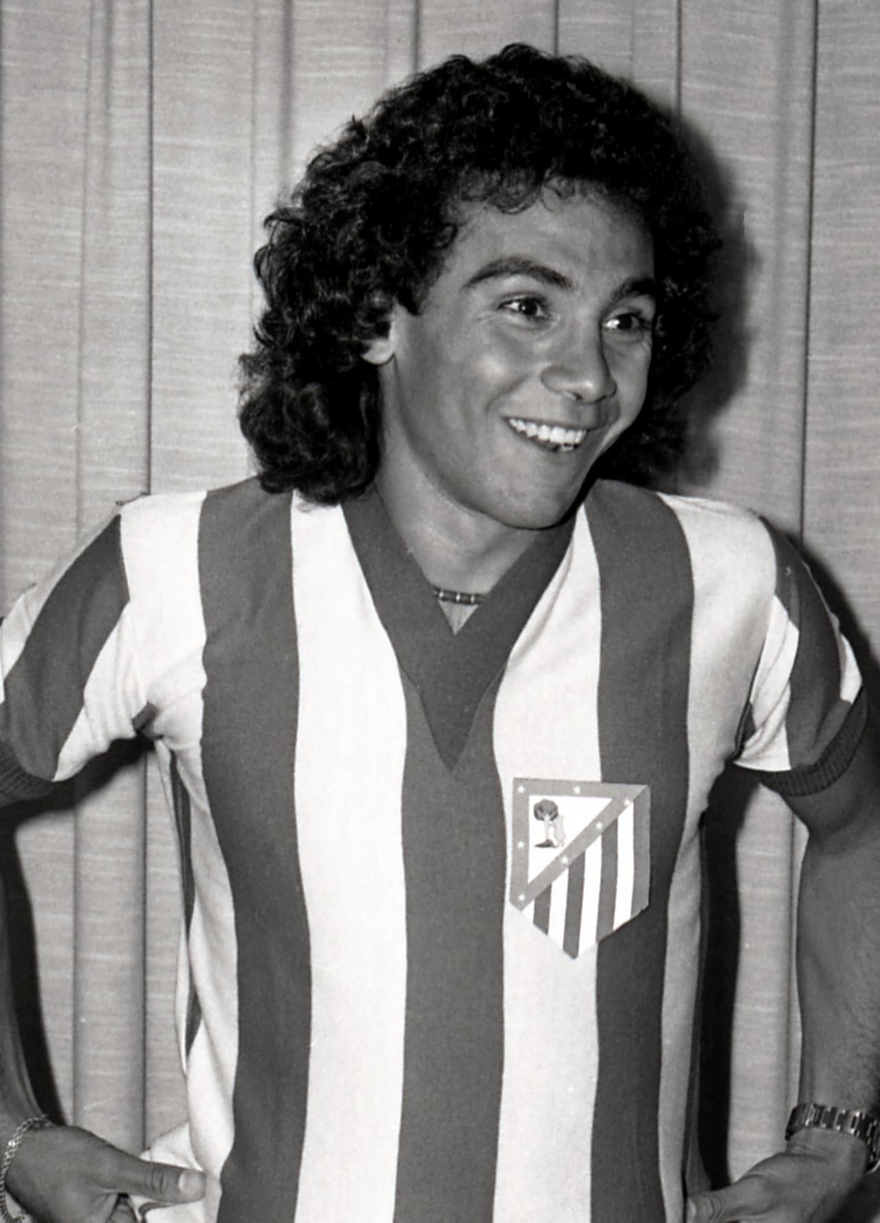 Hugo Sánchez, llegó al Atlético de Madrid, justo después de haber sido campeón con los Pumas de la UNAM, para reforzarlos en la campaña 81-82.