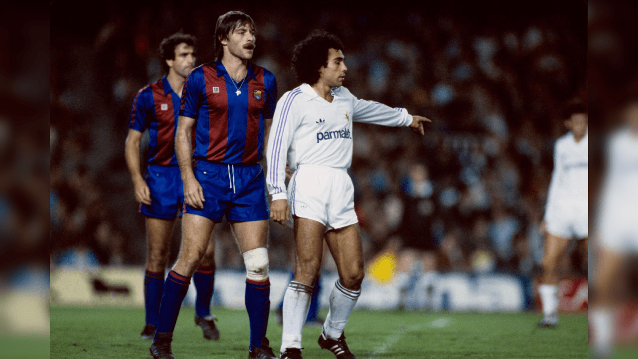 <b>El primer mexicano en triunfar</b>
<br>Cierto o no, la realidad es que si fue el primero en triunfar en el viejo continente a costa de desprecios en una época complicada para los futbolistas extranjeros en España, especialmente cuando no existía mercado para el jugador mexicano.