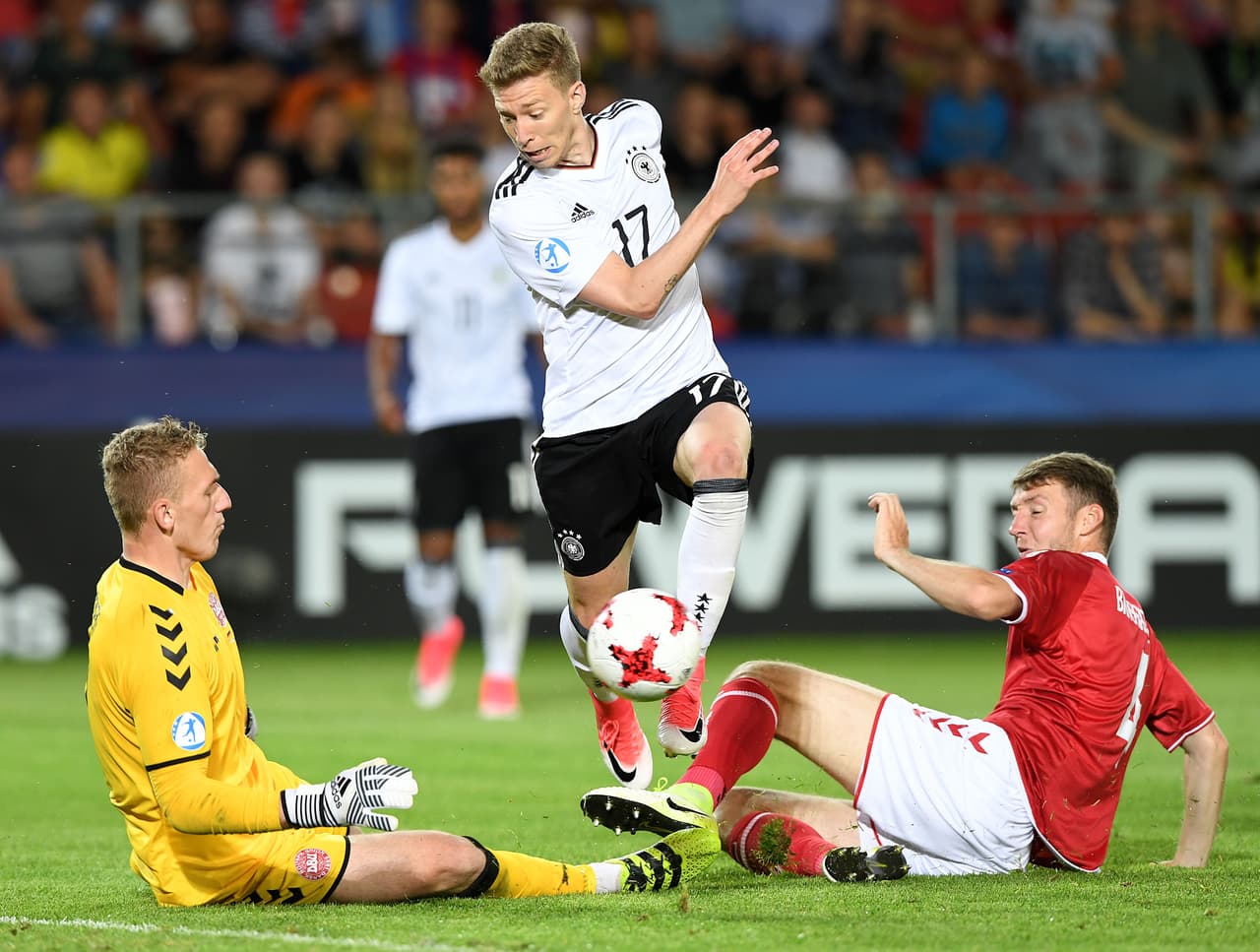 Mitchell Weiser (Hertha Berlín)