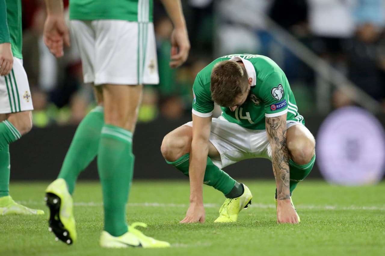 Irlanda pierde el invicto, el liderato y cae al segundo lugar del Grupo C.