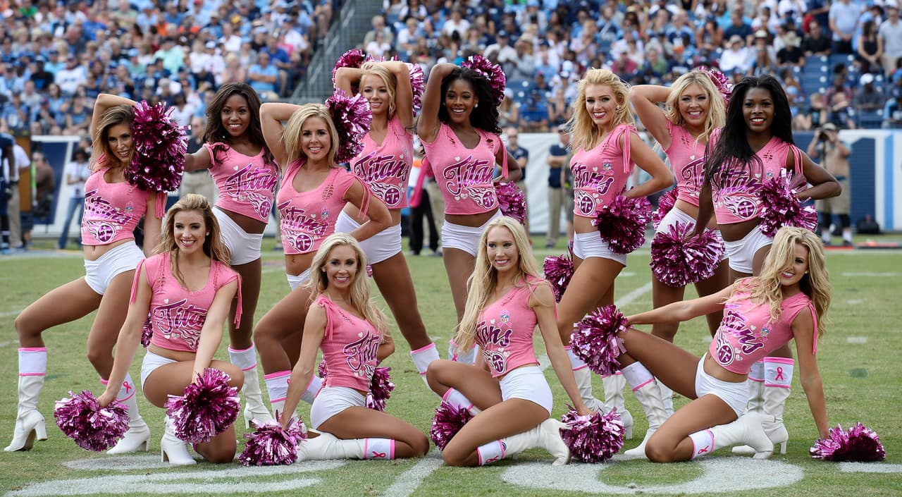 Las de los Titans se lucieron con esas playeras.