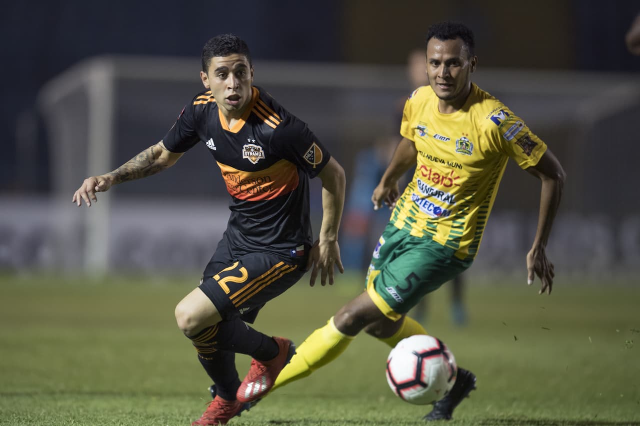 Pero los del Dynamo empezaron a empujar más fuerte de cara a la recta final y esa perseverancia pagó dividendos para los tejanos.