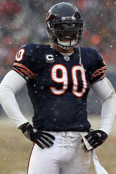 Tras ocho temporadas con los Carolina Panthers, el ala defensiva  Julius Peppers #90 llegó para esta jornada con los Chicago Bears. Realizando una magnífica actuación frente a Seattle.