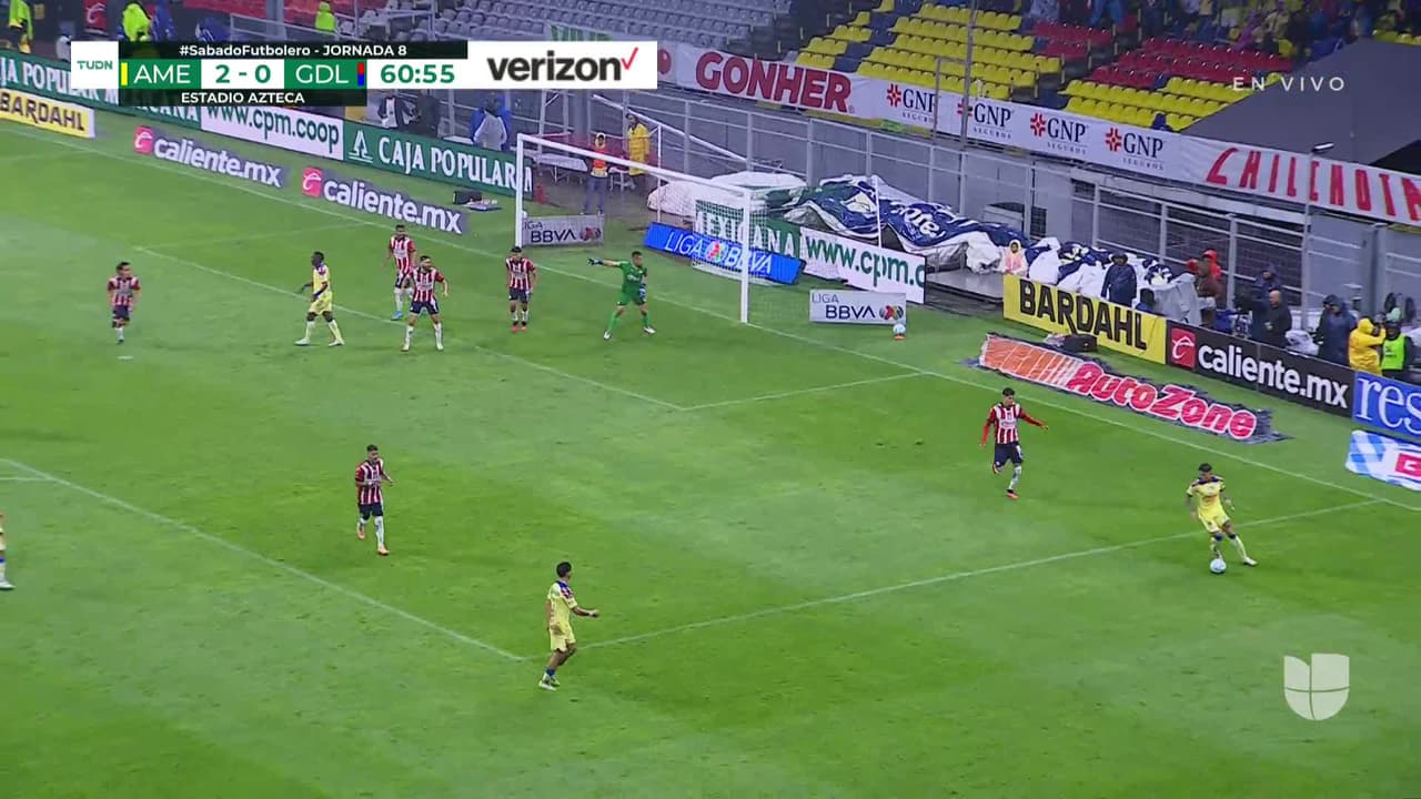 ¡TIRO ATAJADO! disparo por Brian Rodríguez.