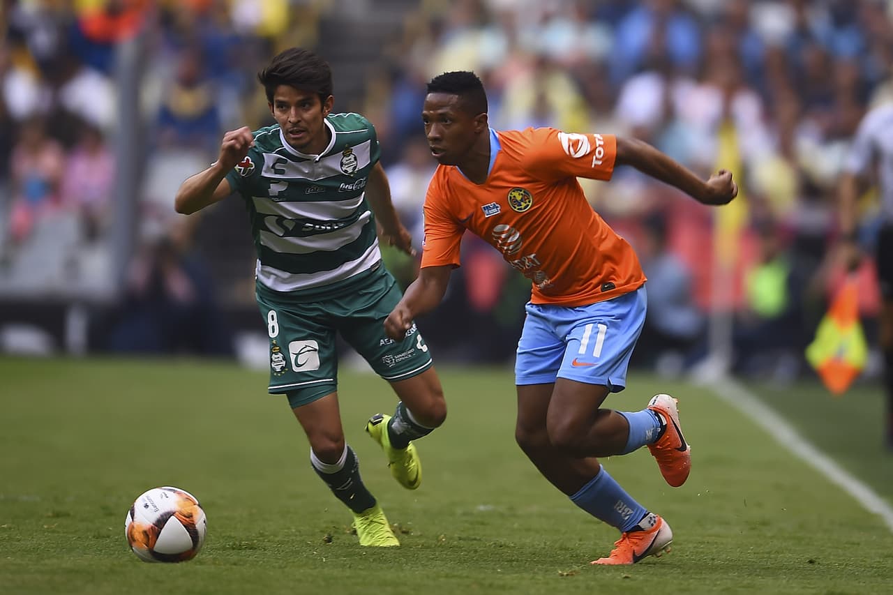 Durante el partido, los locales dominaron más el balón y eso les dio la tranquilidad en el resultado durante el primer tiempo.