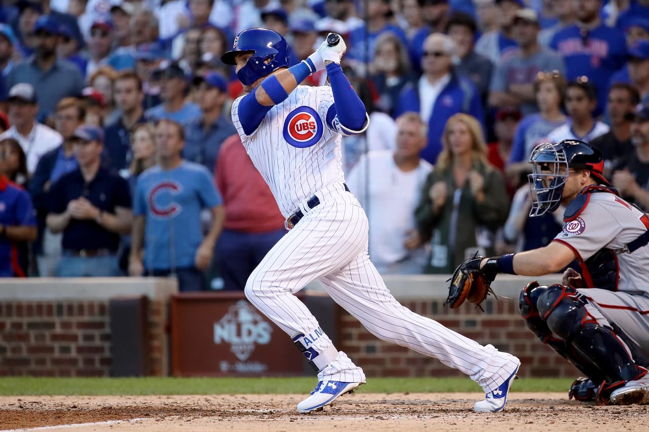 Albert Almora Jr. fue el hombre clave para los Cachorros tras producir la carrera del empate en la séptima entrada como bateador emergente.