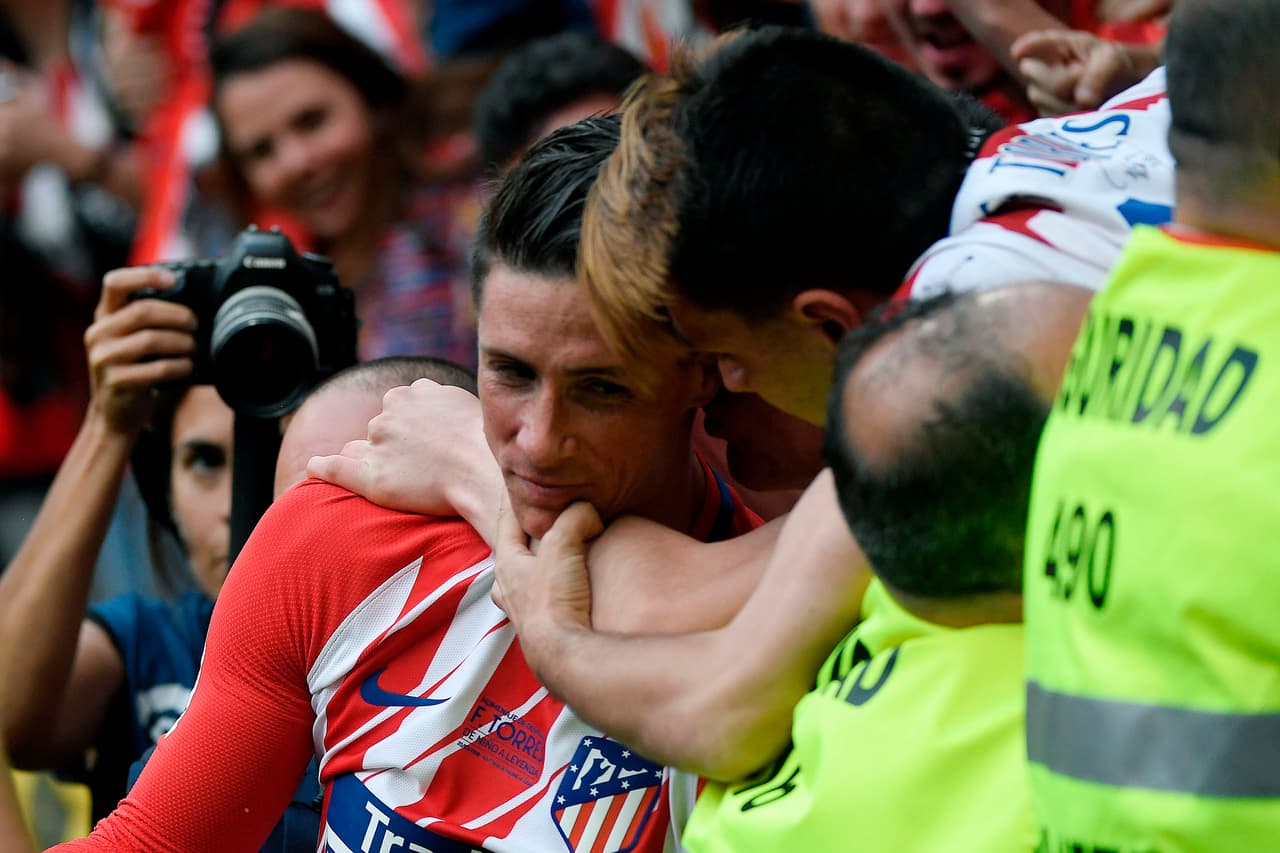 Por eso recibió todas las muestras de cariño de una fanaticada que le mostró su amor.