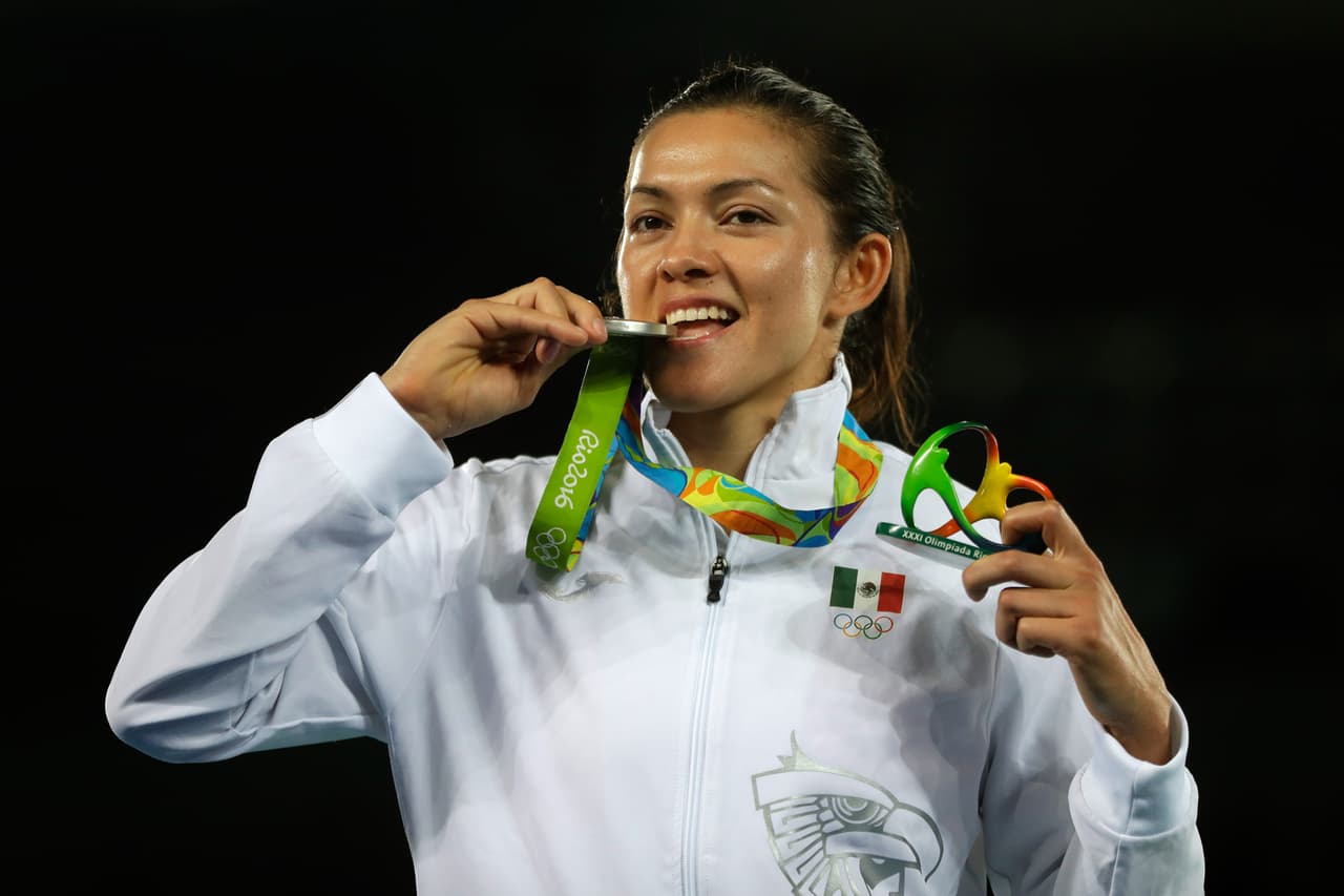 María del Rosario Espinoza: la taekwondista ha conseguido tres medallas Olímpicas comenzando con el oro en la prueba de 67 kilogramos en Pekín 2008. Luego fue bronce en Londres 2012 y plata en Río 2016.