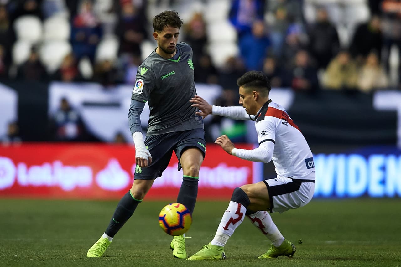 Sin embargo, con el paso de los minutos, Rayo Vallecano le impedía a Real Sociedad alcanzar el empate.