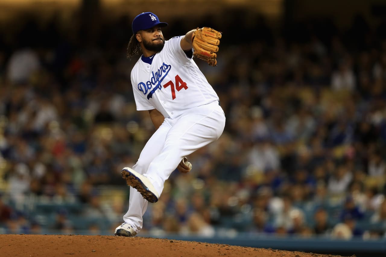 Kenley Jansen, estelar cerrador de los Dodgers de Los Ángeles, es requerido por tercera vez en su carrera al All Star. El curazoleño tiene 24 salvamentos en 27 oportunidades en 2018 y un 2.34 de ERA.