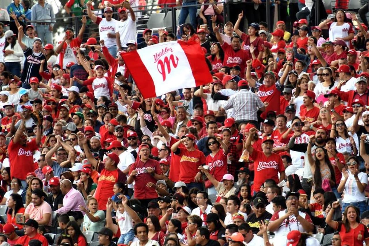Liga Mexicana de Beisbol se juega con aficionados o no se juega