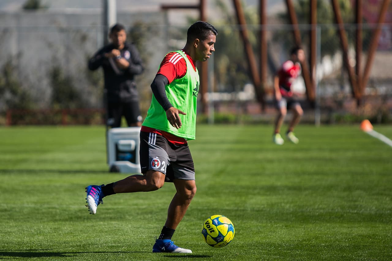 Baja: Juan Carlos Medina (Lobos BUAP).