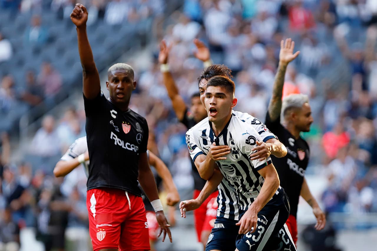 Al descanso, el resultado parcial le favorecía a los locales pero el conjunto visitante mostraba peligrosidad y no se quedaría cruzado de brazos.