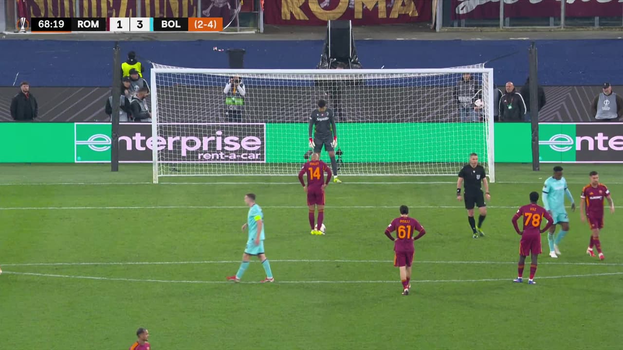 ¡GOL!  anota para AS Roma. Donyell Malen