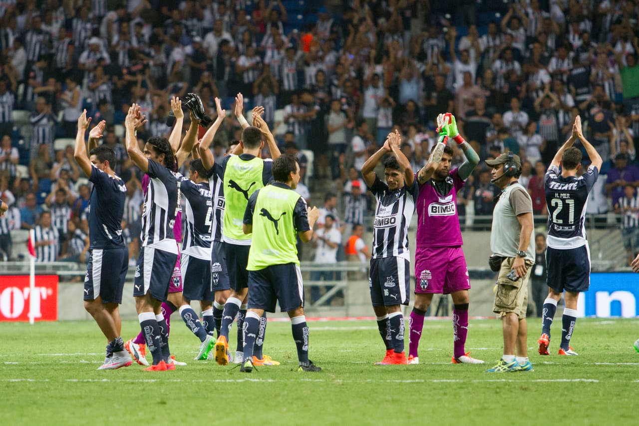 El primer juego oficial del inmueble fue el 11 de agosto ante Pachuca por la jornada cuatro del Apertura 2015. En aquel encuentro los Rayados vencieron 4-3 a los Tuzos.