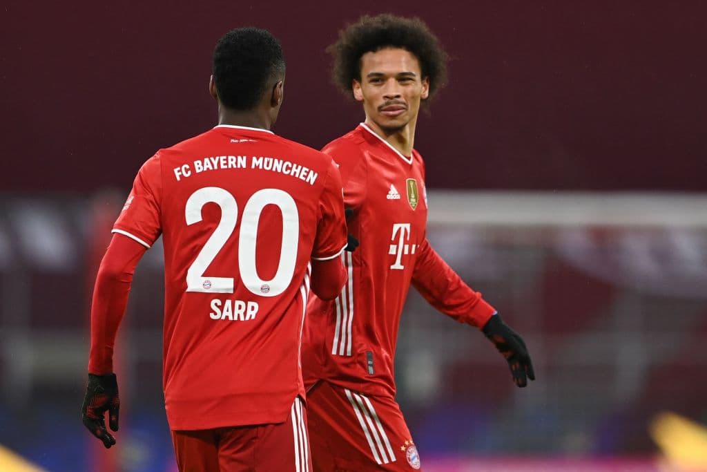 Bayern Munich empata 3-3 ante Arminia, tras ir perdiendo 2-0 en la primera mitad del encuentro en la Bundesliga. Con un campo nevado, los bávaros lograron la hazaña con goles de Lewandowski, Tolisso y Alphonso Davies. Por parte de los de Bielefeld, Vlap, Pieper y Gebauer fueron los autores de los goles para cerrar la J21.