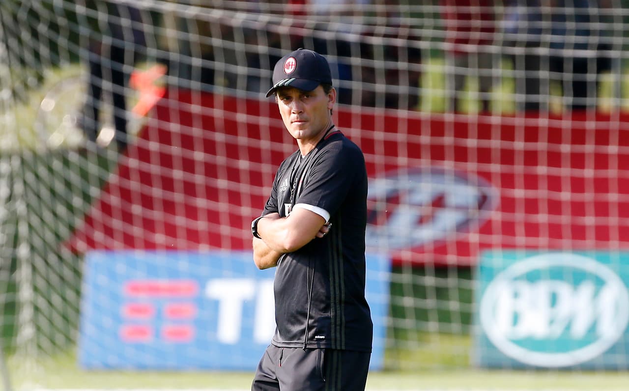 A su llegada en el verano de 2016, Montella tenía como objetivo, por la magnitud de la institución, pelear por el 'scudetto' y, si no era posible, entrar a Champions League luego de 3 años de ausencia en el torneo europeo.