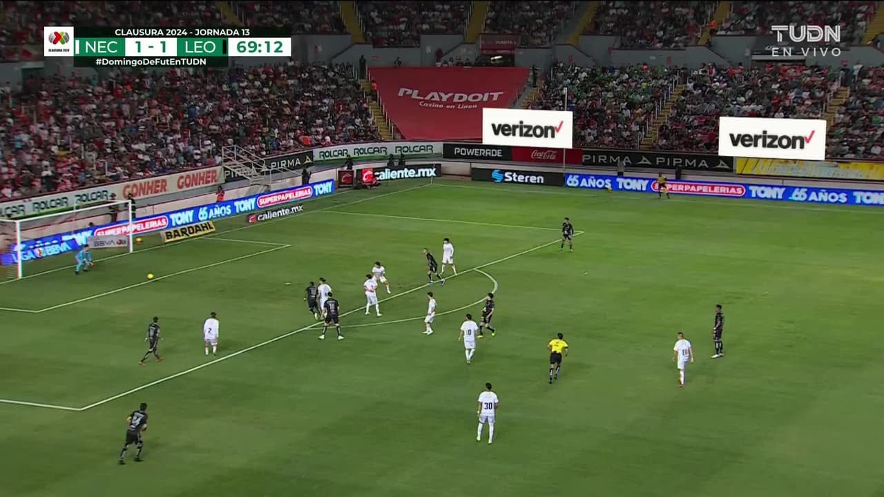 ¡TIRO ATAJADO! disparo por José Alvarado.