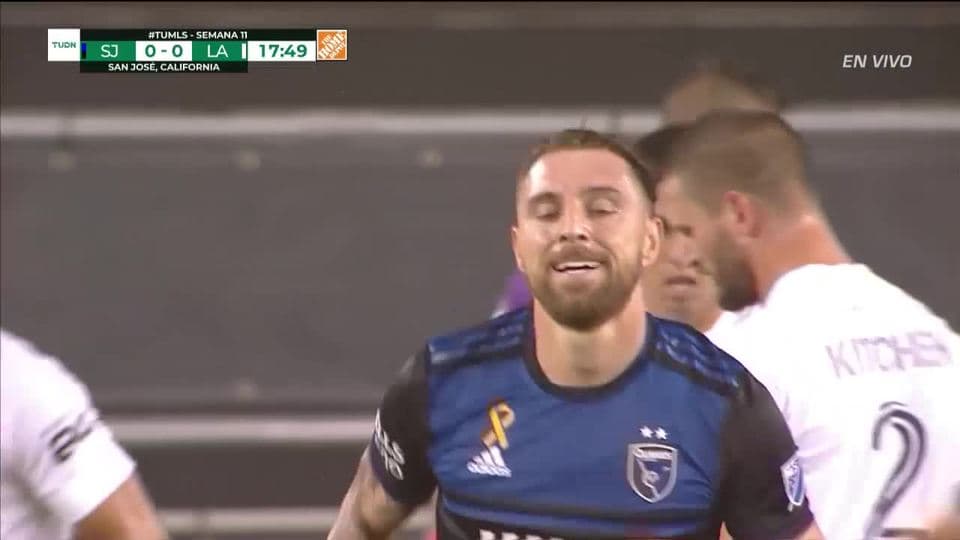 Tiro desviado de Tommy Thompson