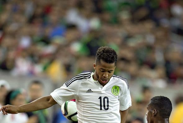 8 Giovani dos Santos es una de las piezas indiscutibles del Tri de Miguel Herrera. Ingresó de cambio y tuvo un buen partido.