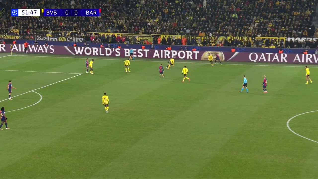 ¡GOL!  anota para FC Barcelona. Raphinha