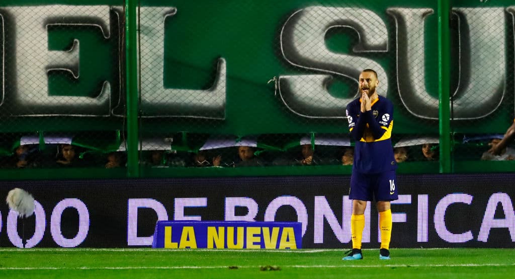 Aún con contrato, prefirió retirarse debido a la distancia que guarda con su hija en Italia.