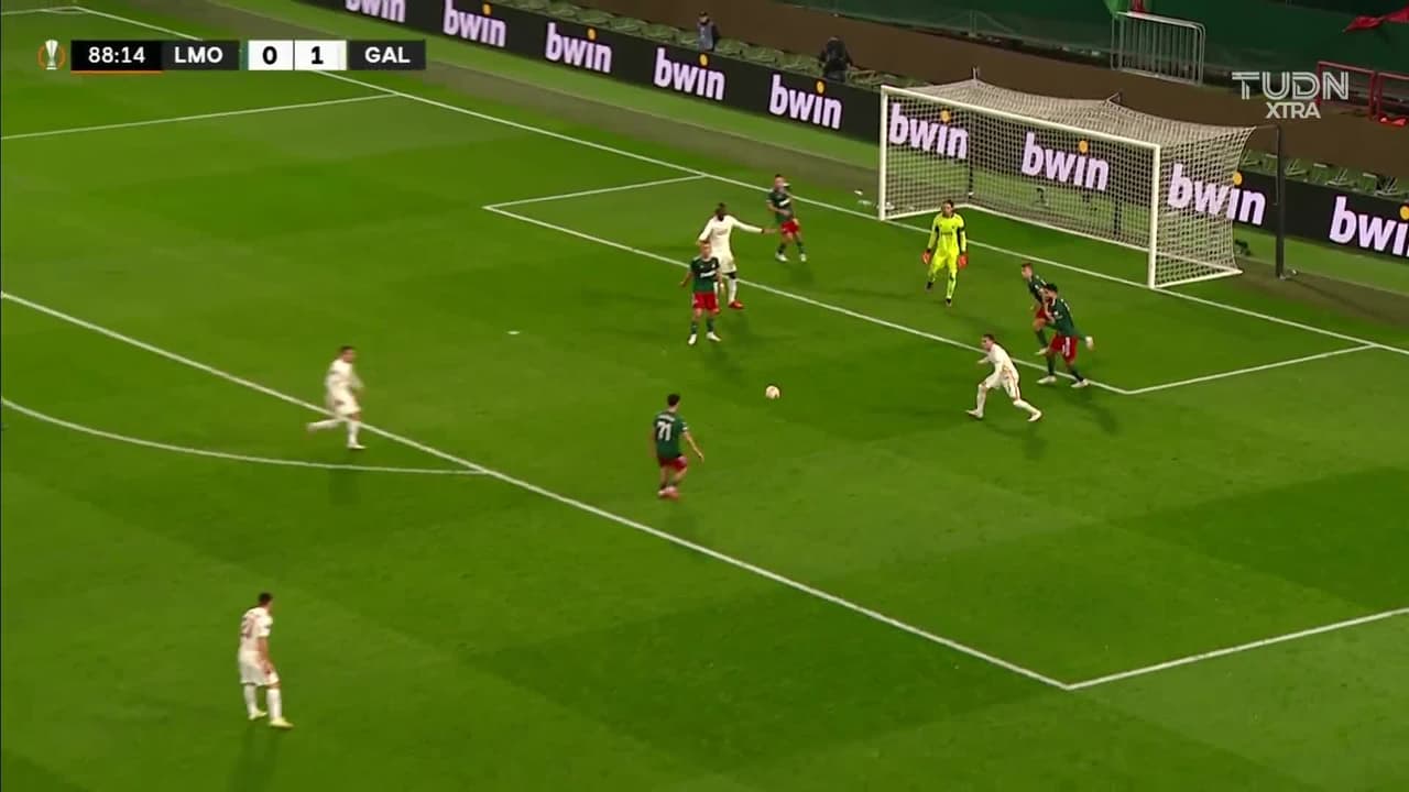 ¡TIRO ATAJADO! disparo por Muhammed Kerem Aktürkoglu.