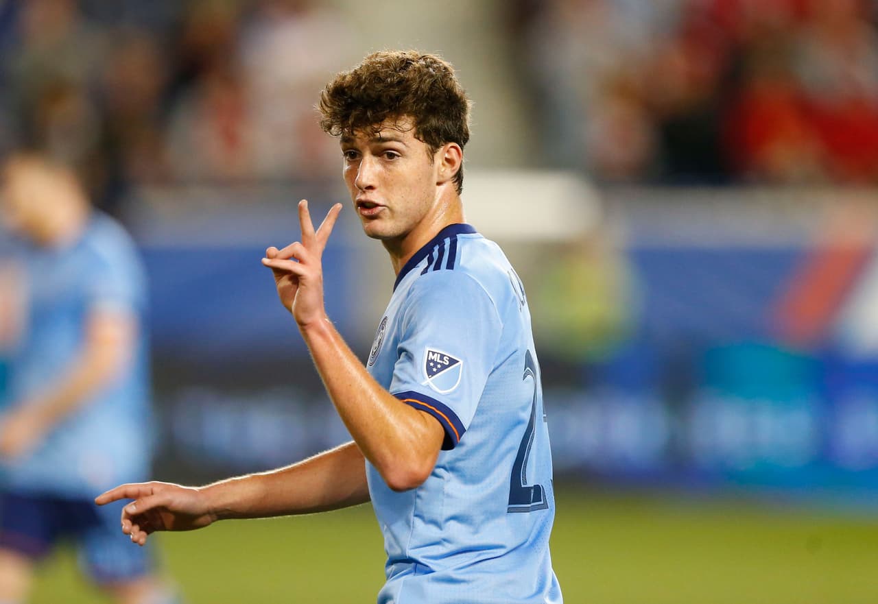 El canterano Joe Scally debutó el miércoles por la noche en NYCFC.