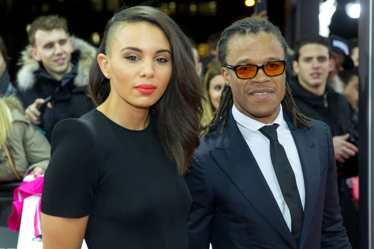 Edgar Davids, el ex-futbolista y entrenador holandés de origen surinamés también está presente en la ceremonia, Davids fue piza clave en el Ajax, Milan, Juventus, BArcelona, Internazionale, Tottenham, Crystal Palace y para el Barnet FC. El jugador fue acompañado por la bella atleta olímpicaLouise Hazel.